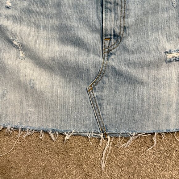 Levi’s Light Wash Distressed Denim Mini Skirt – Size 30 - Picture 3 of 5